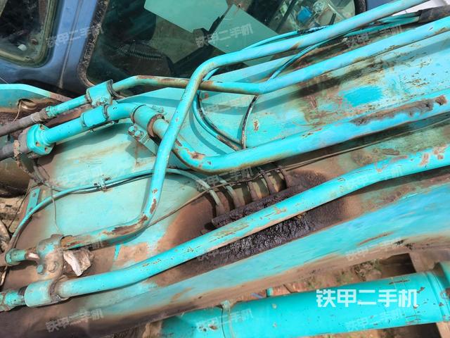 铲斗45度(工作和回转装置) 铲斗45度(工作和回转装置)