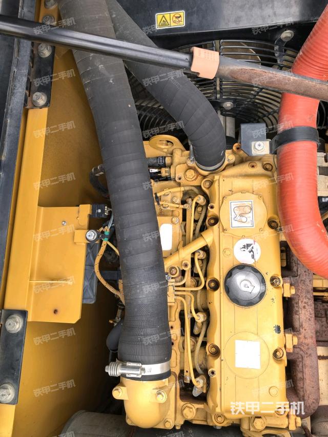 增压器特写(上车部件) 增压器特写(上车部件)