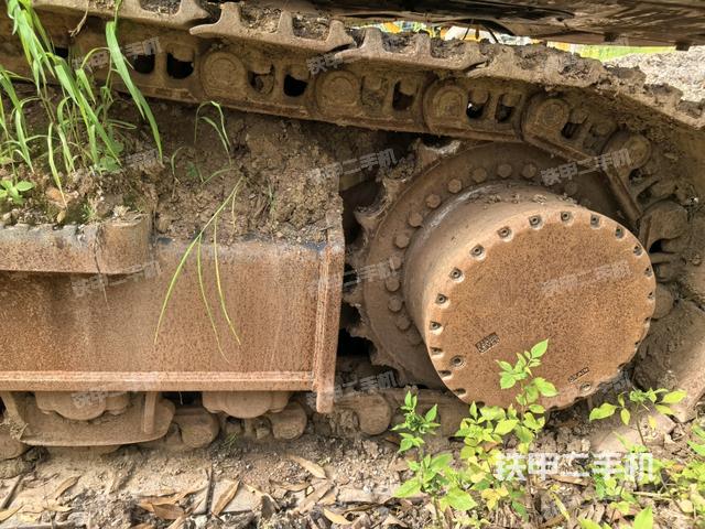 右侧行走马达盖板(行走机构) 右侧行走马达盖板(行走机构)