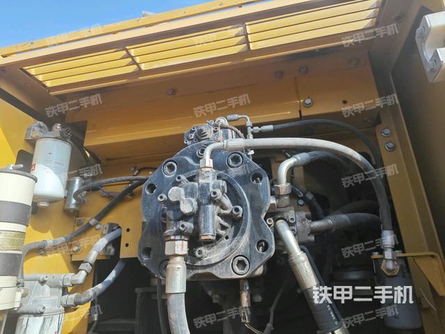 液压泵斜45 右(大件舱室) 液压泵斜45 右(大件舱室)