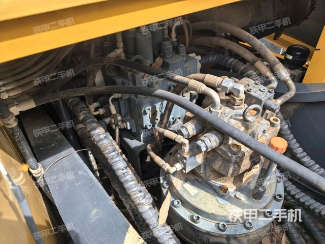 回转马达(上车部件) 回转马达(上车部件)