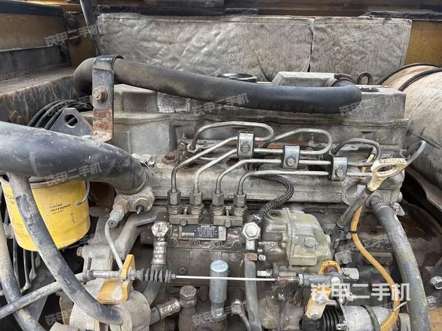 发动机室(上车部件) 发动机室(上车部件)