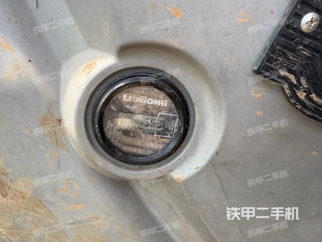 后窗玻璃角标(驾驶室部分) 后窗玻璃角标(驾驶室部分)