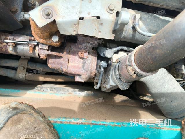 增压器特写(上车部件) 增压器特写(上车部件)