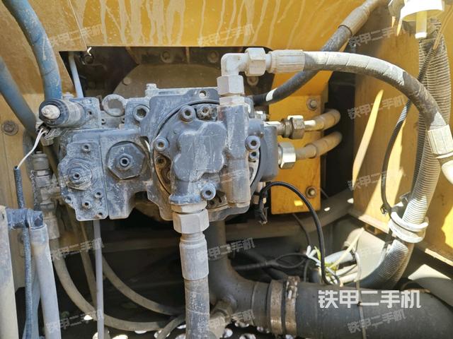 液压泵室(大件舱室) 液压泵室(大件舱室)
