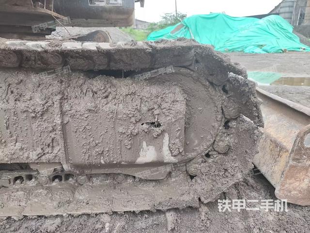 左导向轮(行走机构) 左导向轮(行走机构)