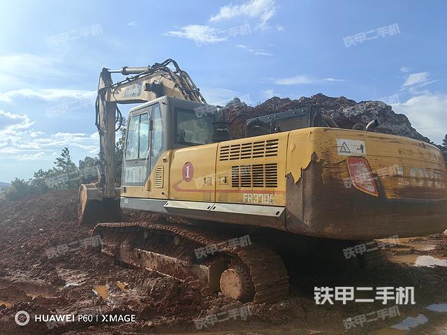 雷沃重工FR370E挖掘機