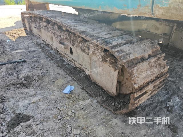 右側(cè)履帶整體（行走機(jī)構(gòu)）