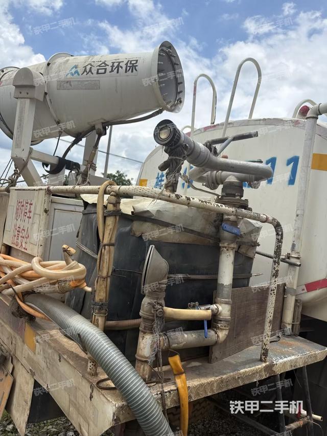 工作装置3（工作装置）