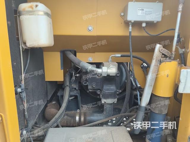 液压泵室(大件舱室) 液压泵室(大件舱室)