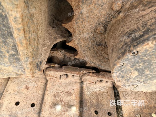 右驱动轮(行走机构) 右驱动轮(行走机构)