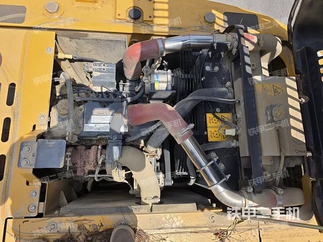 发动机整体俯视（整机外观）