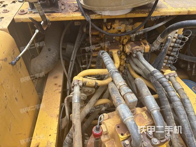 增压器特写(上车部件) 增压器特写(上车部件)