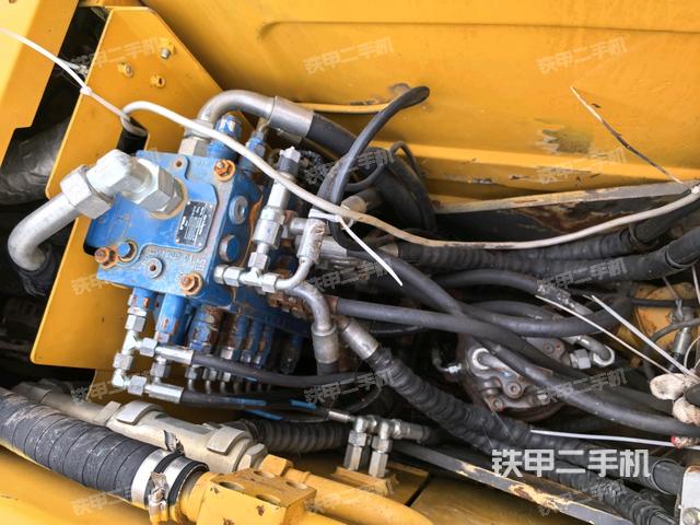 水箱+风扇特写(上车部件) 水箱+风扇特写(上车部件)