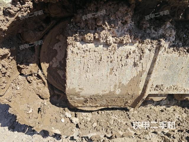 左導(dǎo)向輪（行走機(jī)構(gòu)）