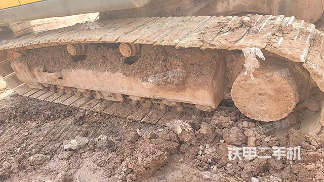 单侧履带整体（整机外观）