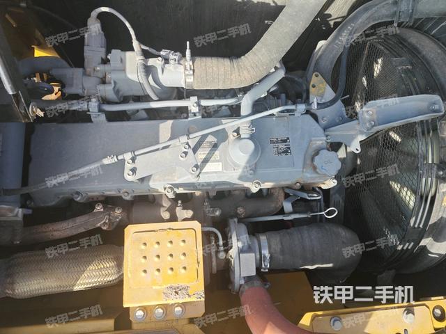 增压器特写(上车部件) 增压器特写(上车部件)