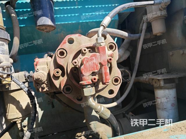 液壓泵斜45?左（大件艙室）