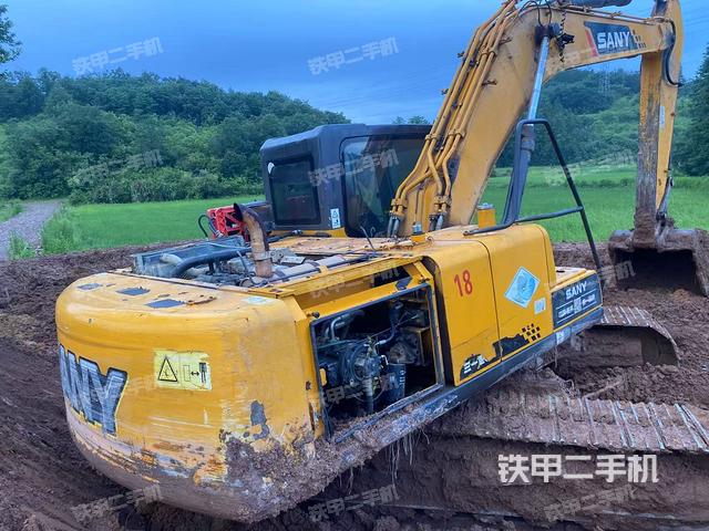 整机右后45°(整机外观) 整机右后45°(整机外观)
