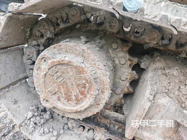 左驱动轮(行走机构) 左驱动轮(行走机构)