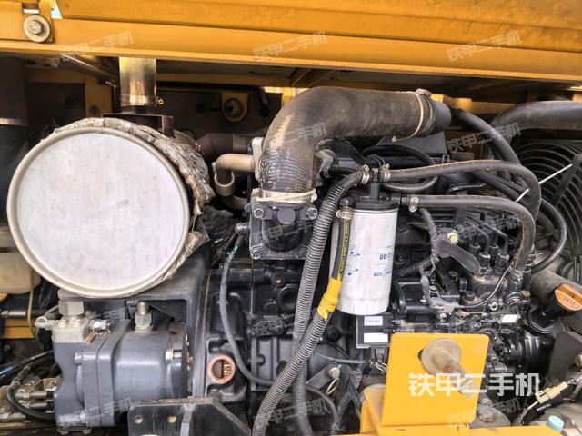 增压器特写(上车部件) 增压器特写(上车部件)