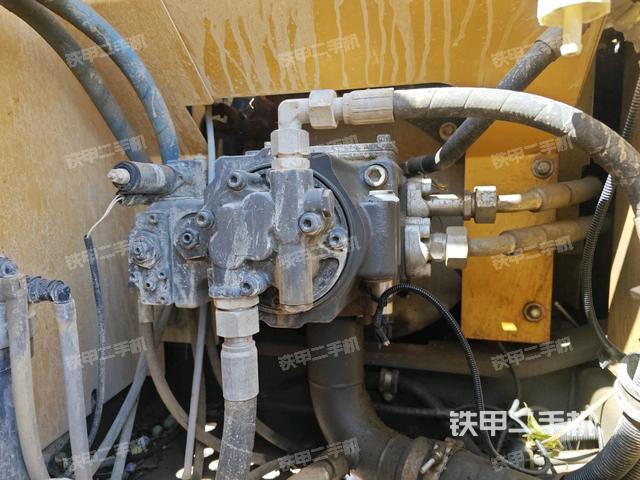 液压泵斜45 左(大件舱室) 液压泵斜45 左(大件舱室)