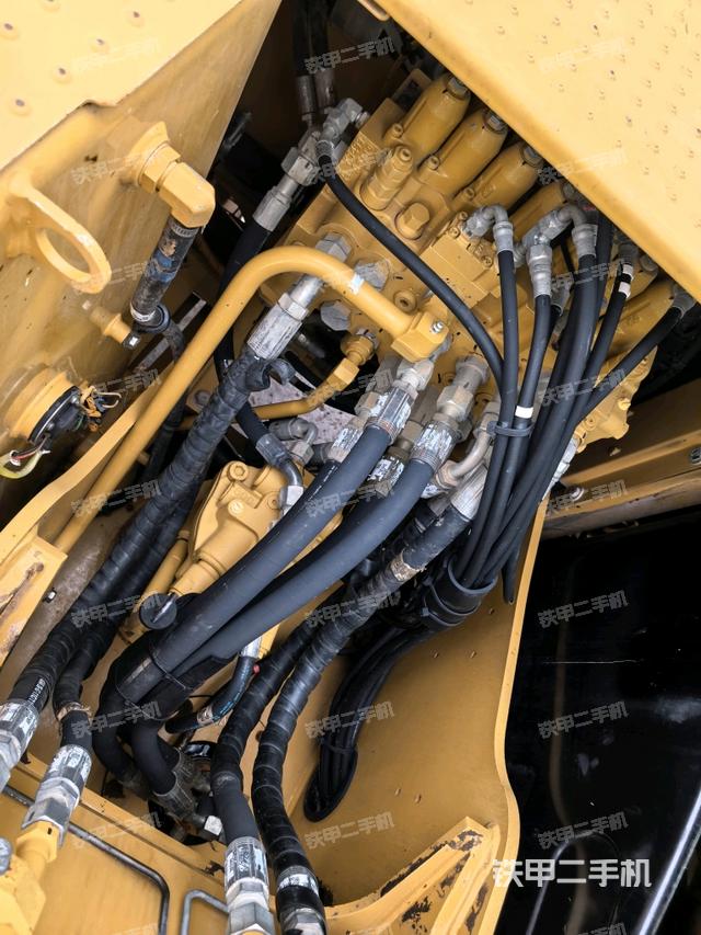 分配阀(上车部件) 分配阀(上车部件)