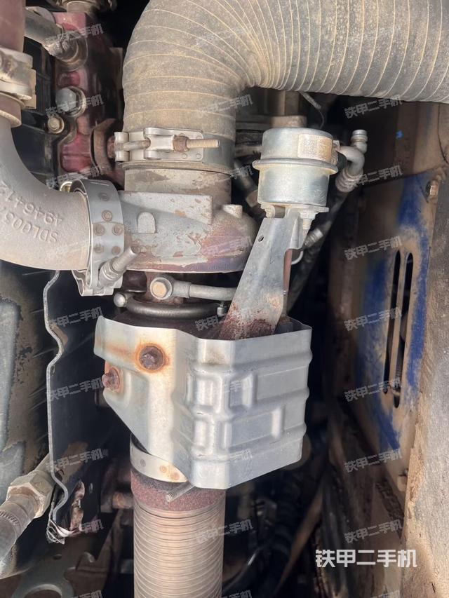 驾驶室顶部俯视（上车部件）