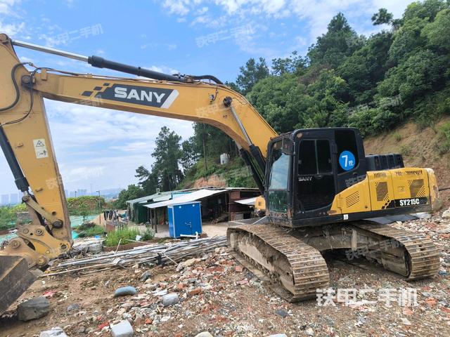 三一重工SY205C挖掘機(jī)