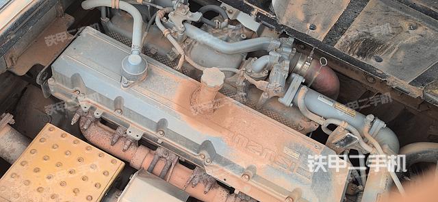 发动机整体俯视(整机外观) 发动机整体俯视(整机外观)