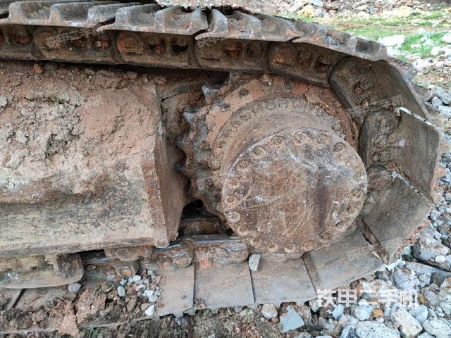 左驅(qū)動(dòng)輪(行走機(jī)構(gòu)) 左驅(qū)動(dòng)輪(行走機(jī)構(gòu))