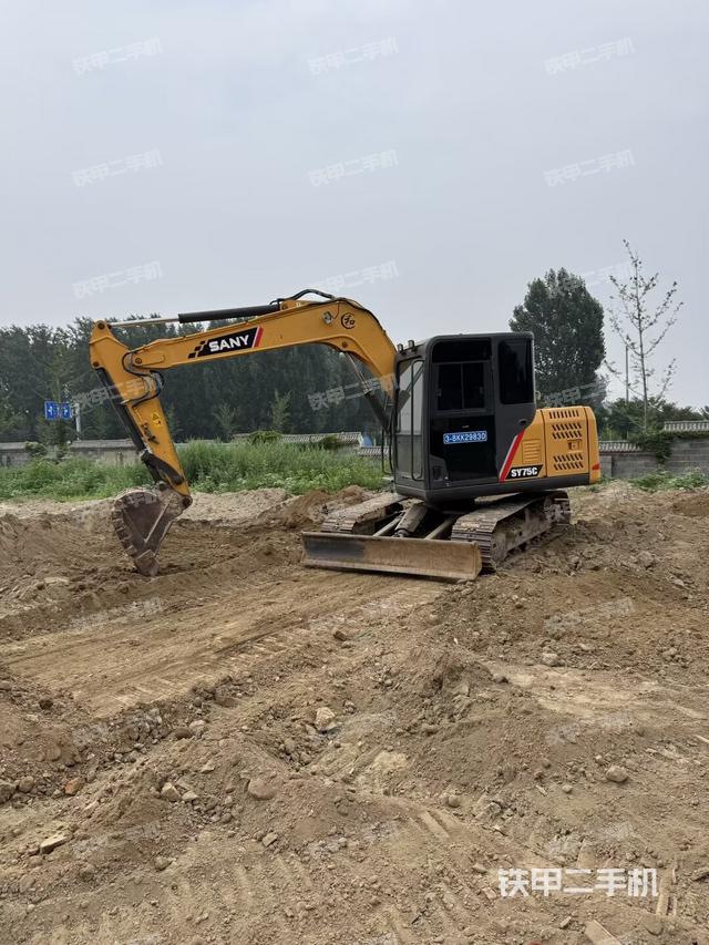 三一重工SY75C挖掘機