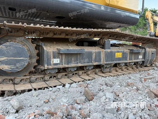 单侧履带整体（整机外观）