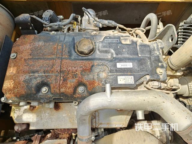 駕駛室頂部俯視（上車部件）