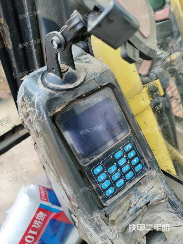 驾驶室整体（整机外观）