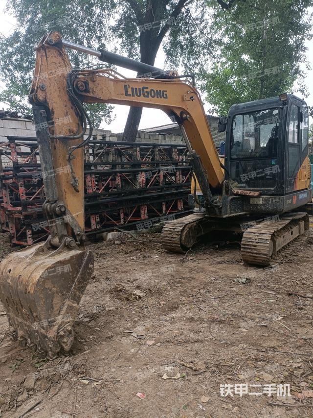 柳工CLG906E挖掘機(jī)