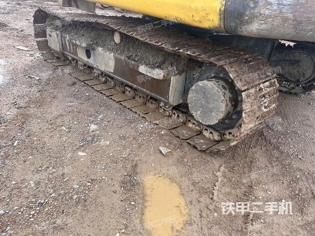 右驱动轮(行走机构) 右驱动轮(行走机构)