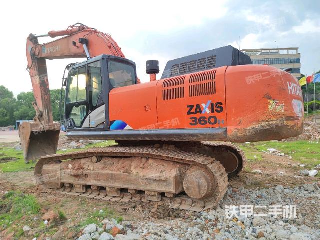 左后45(整機(jī)外觀) 左后45(整機(jī)外觀)