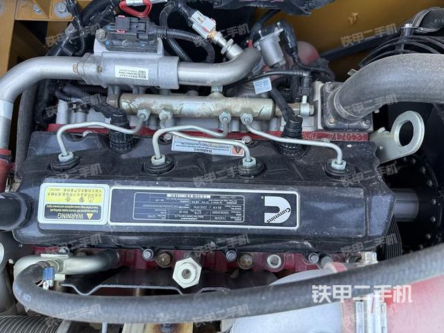 发动机整体俯视(整机外观) 发动机整体俯视(整机外观)