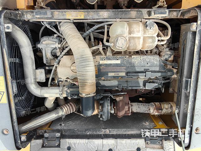 发动机整体俯视（整机外观）