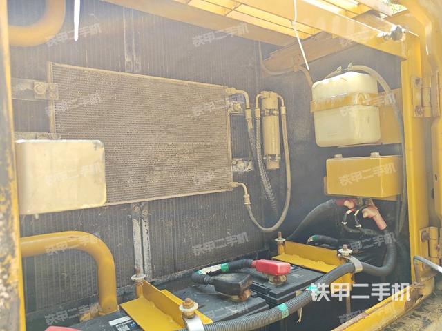 散熱器正面（大件艙室）