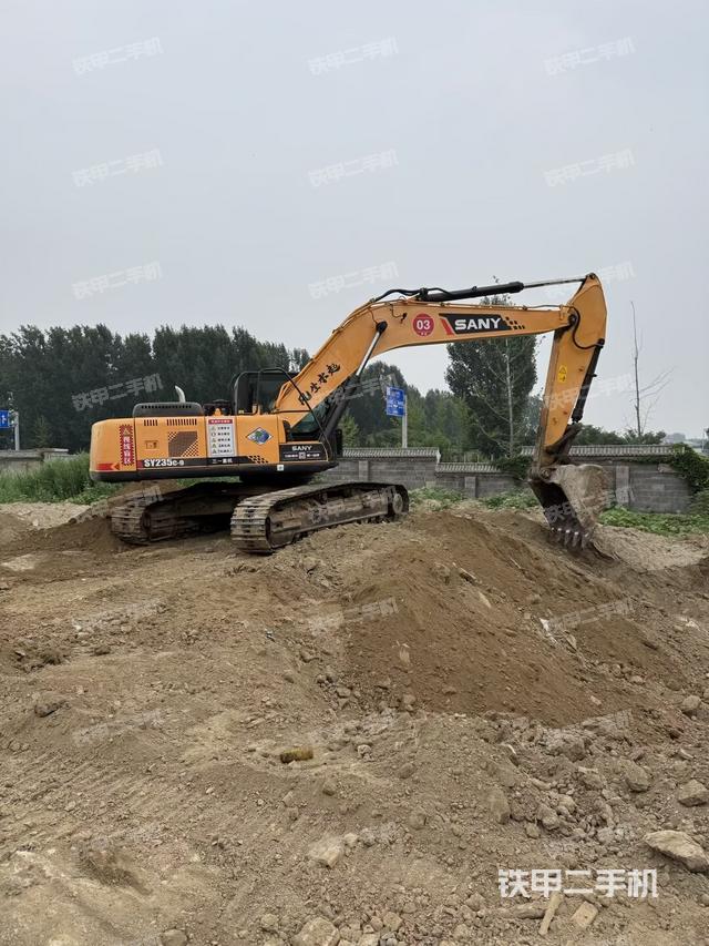 整机右后45°(整机外观) 整机右后45°(整机外观)