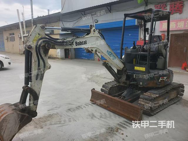 山貓E27z挖掘機(jī)