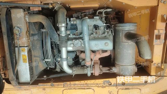 发动机整体俯视(整机外观) 发动机整体俯视(整机外观)