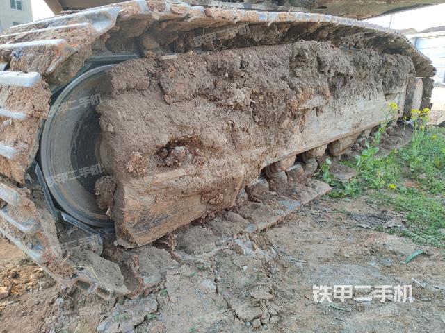 左侧履带整体 (行走机构) 左侧履带整体 (行走机构)