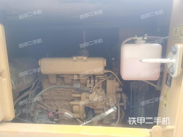 發(fā)動(dòng)機(jī)整體俯視(整機(jī)外觀) 發(fā)動(dòng)機(jī)整體俯視(整機(jī)外觀)