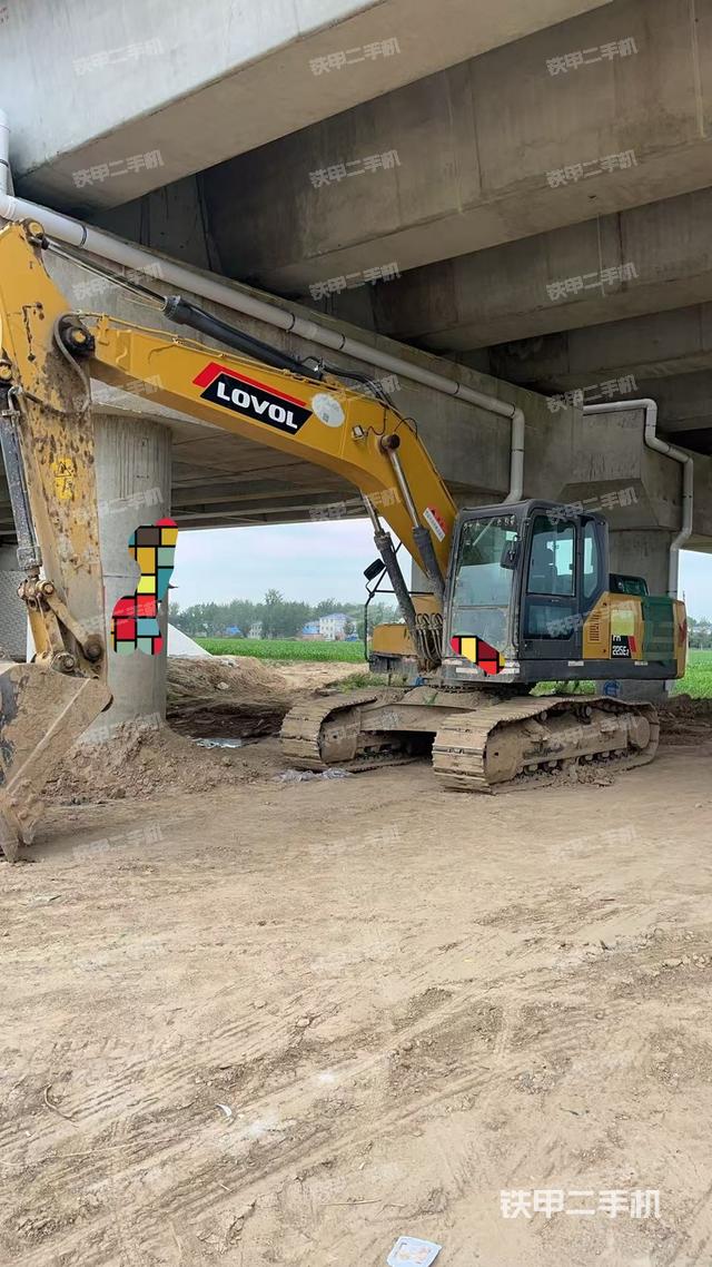 驾驶室整体（整机外观）