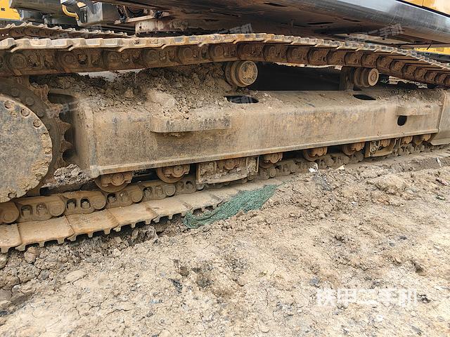 单侧履带整体（整机外观）