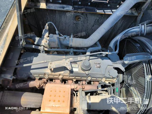 发动机整体俯视(整机外观) 发动机整体俯视(整机外观)