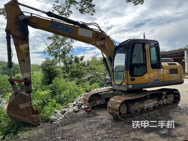 徐工XE150D挖掘機(jī)